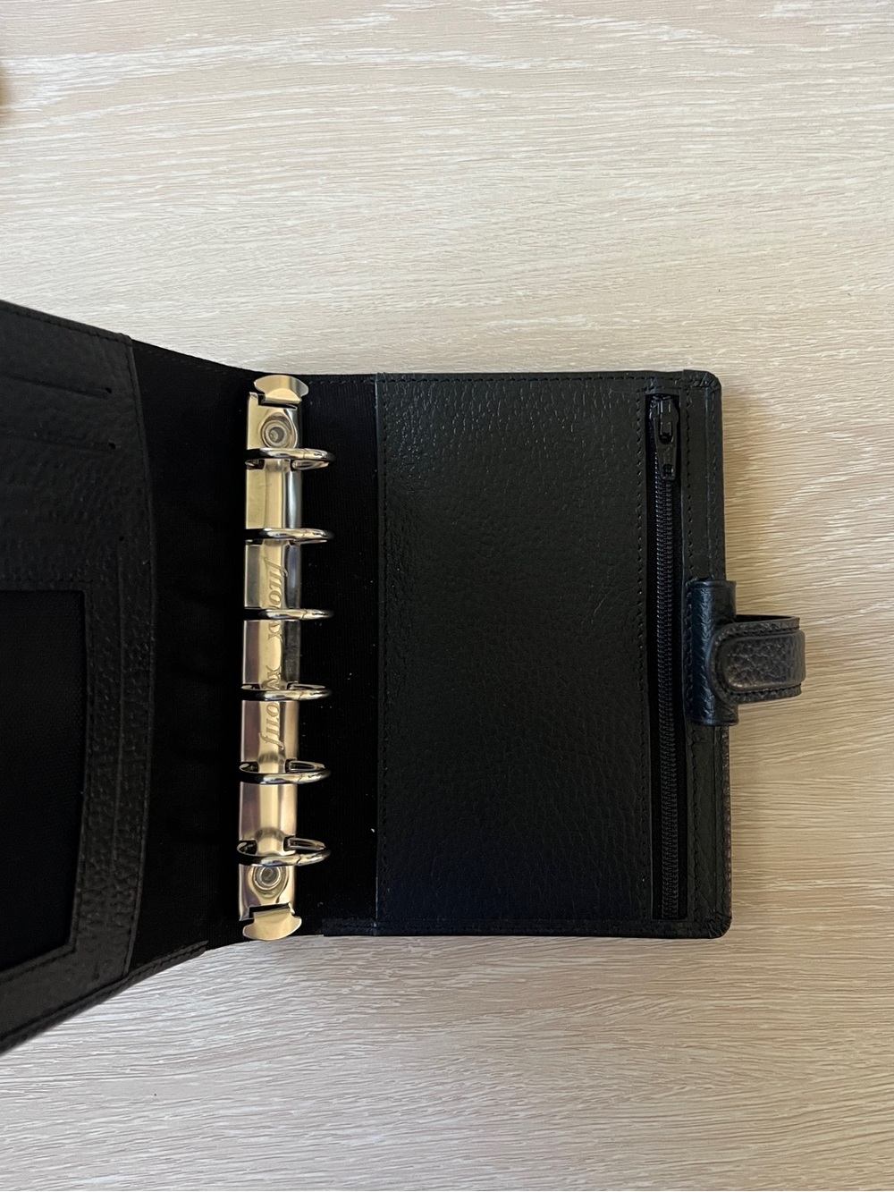 Filofax Finsbury Pocket Leather Organizer - Picture 4 of 7